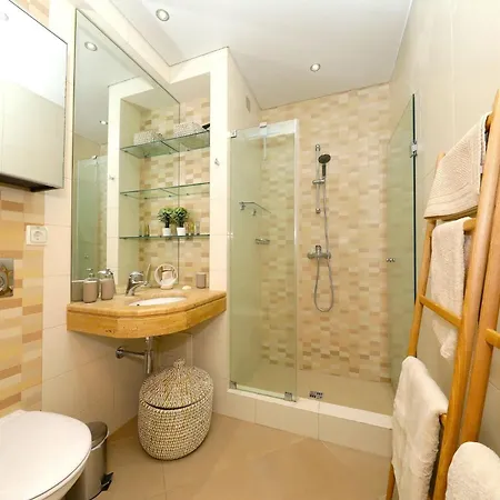 Casa Frangipani, Quinta Da Foz * 타비라